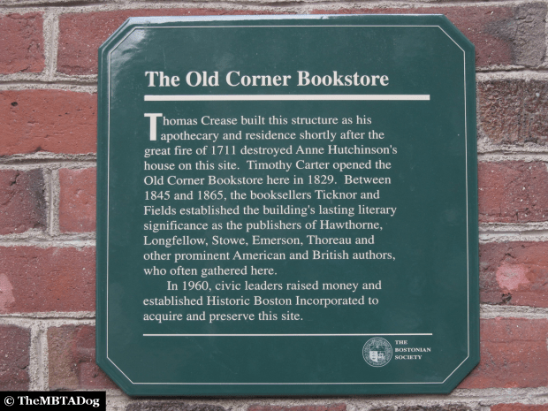 By roxbo at en.wikipedia public domain, from wikimedia commons. Thembtadog Old Corner Bookstore