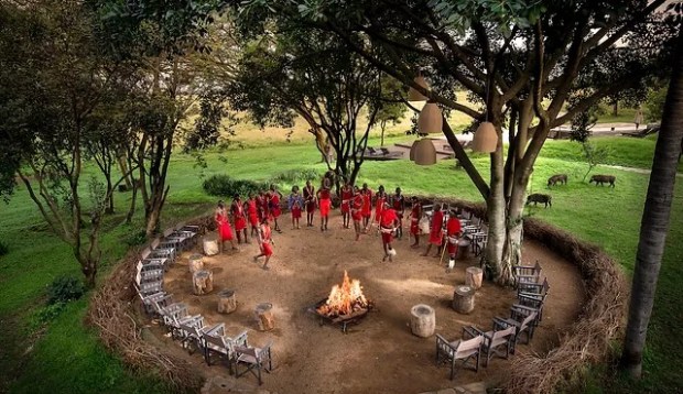 With more consumers using the internet to plan their vacation getaways, online travel a. Why Us Travellustre Boston Travel Agency